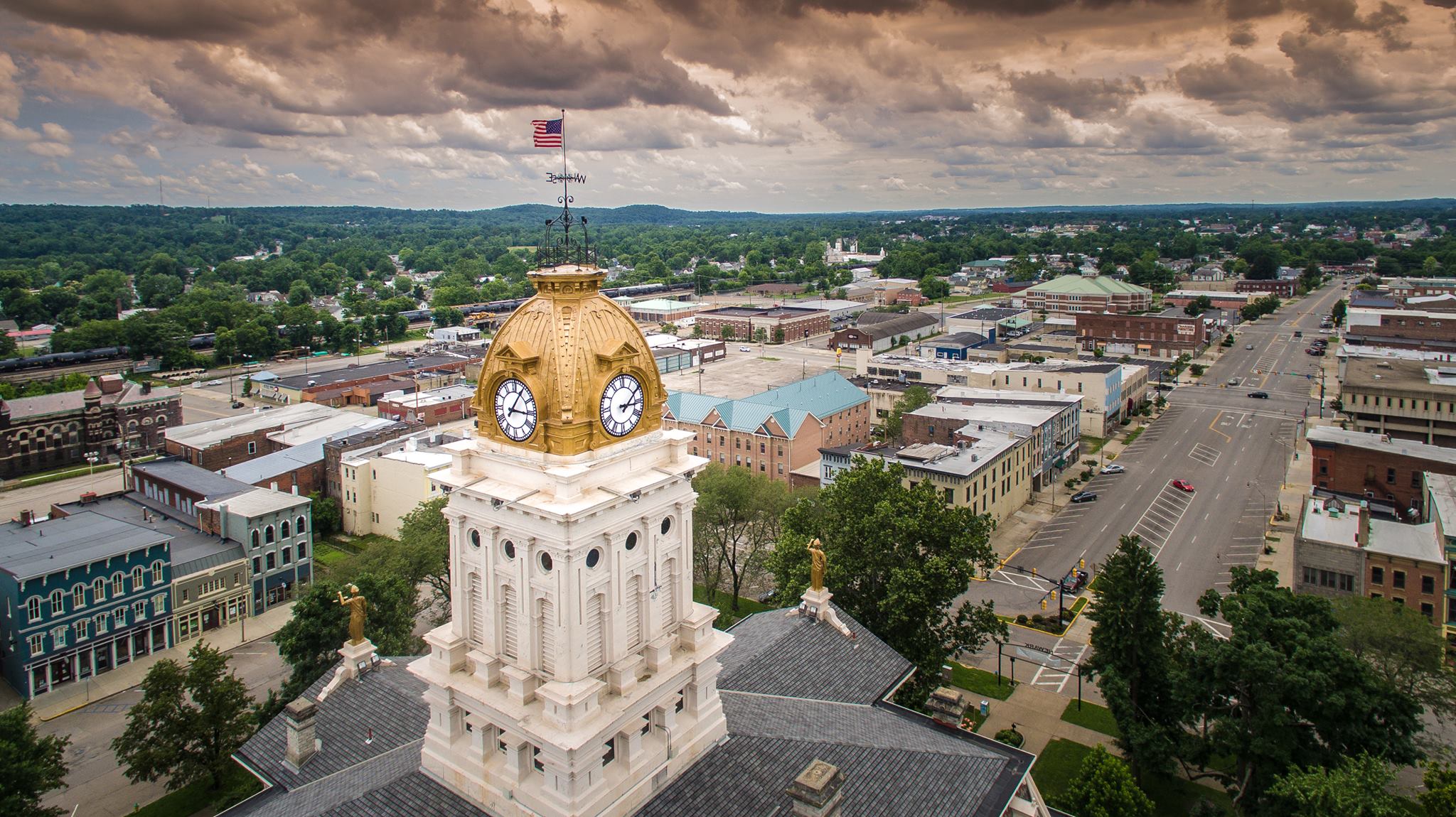 Cabin Rentals Spacious and Fully Furnished Cabin Rental in Glenford, OH